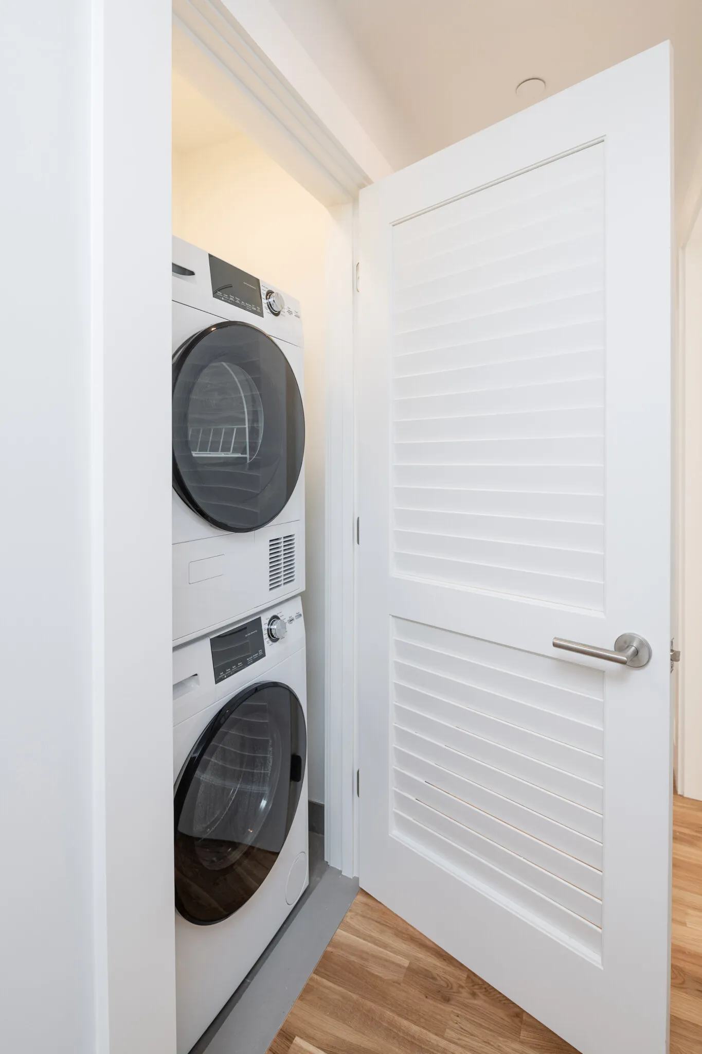 1410 Columbia Rd, South Boston