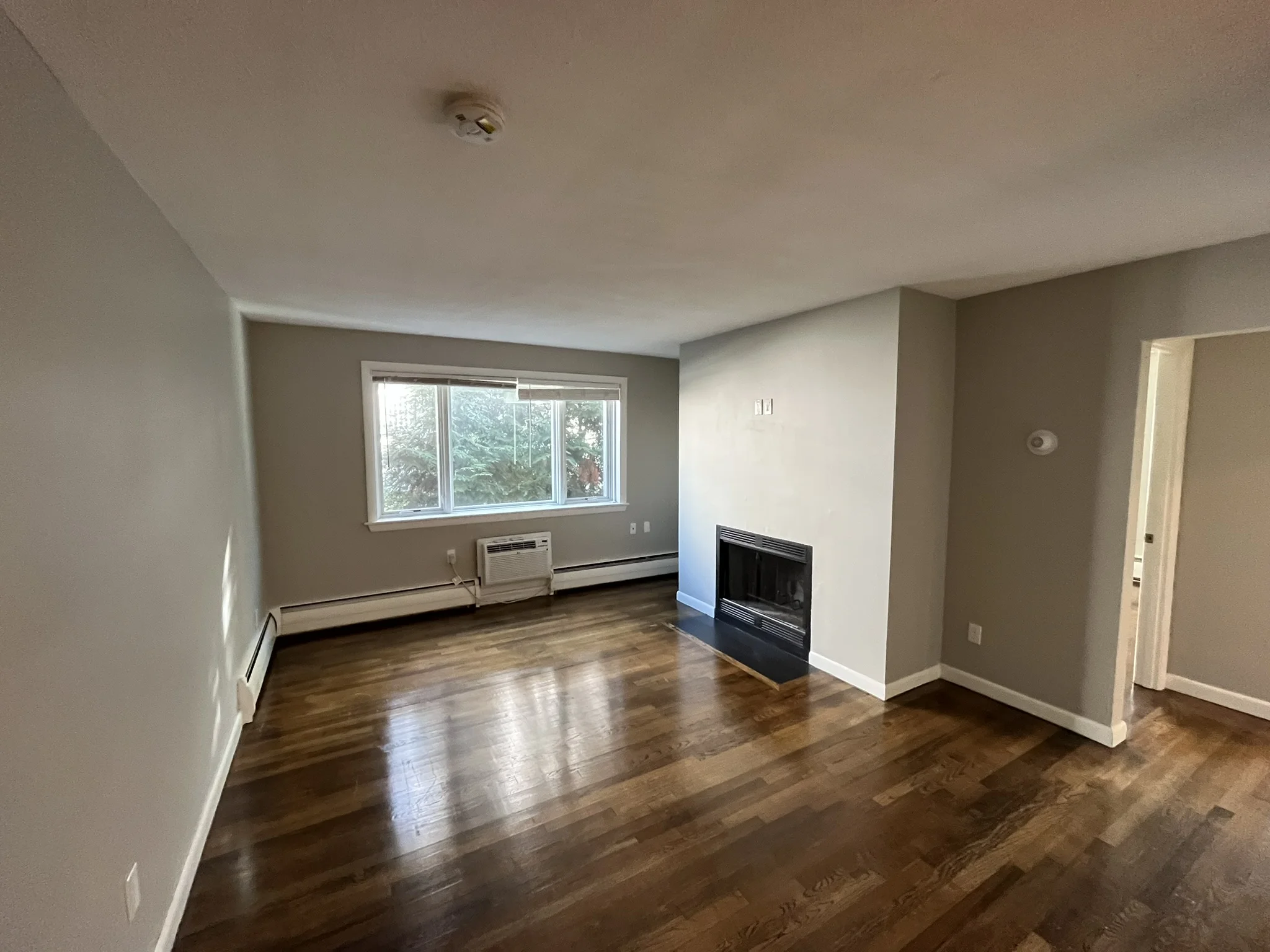 50 Evergreen St, Jamaica Plain