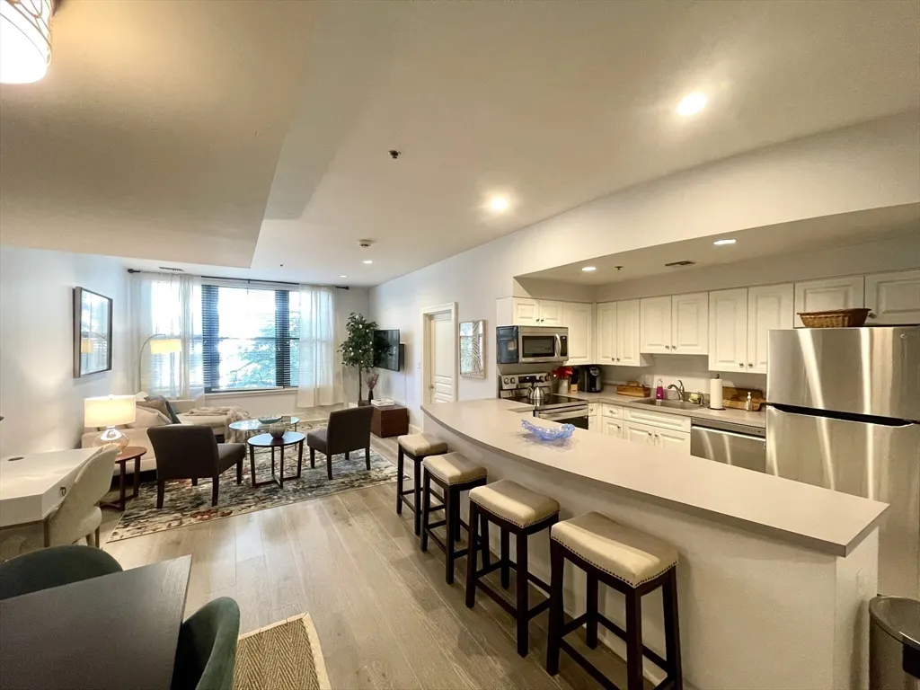 1387 Washington St, South End