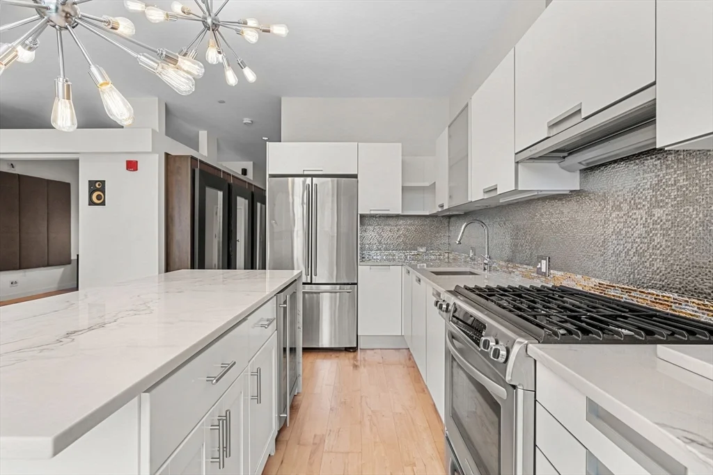 346 Congress St, South Boston