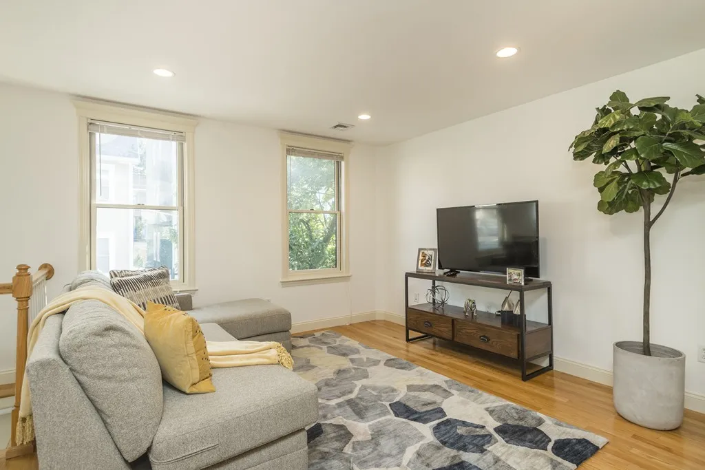 40 Eutaw St, East Boston