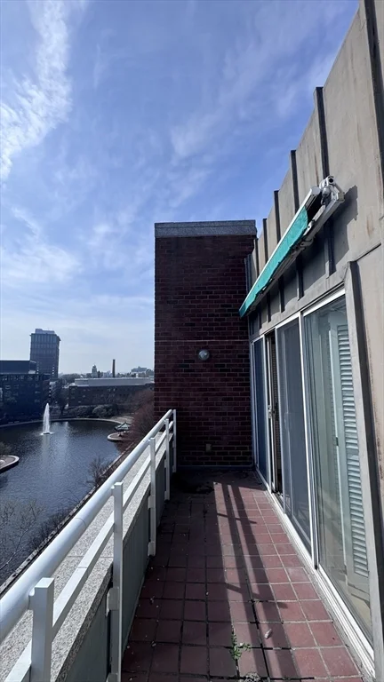 6 Canal Park, East Cambridge