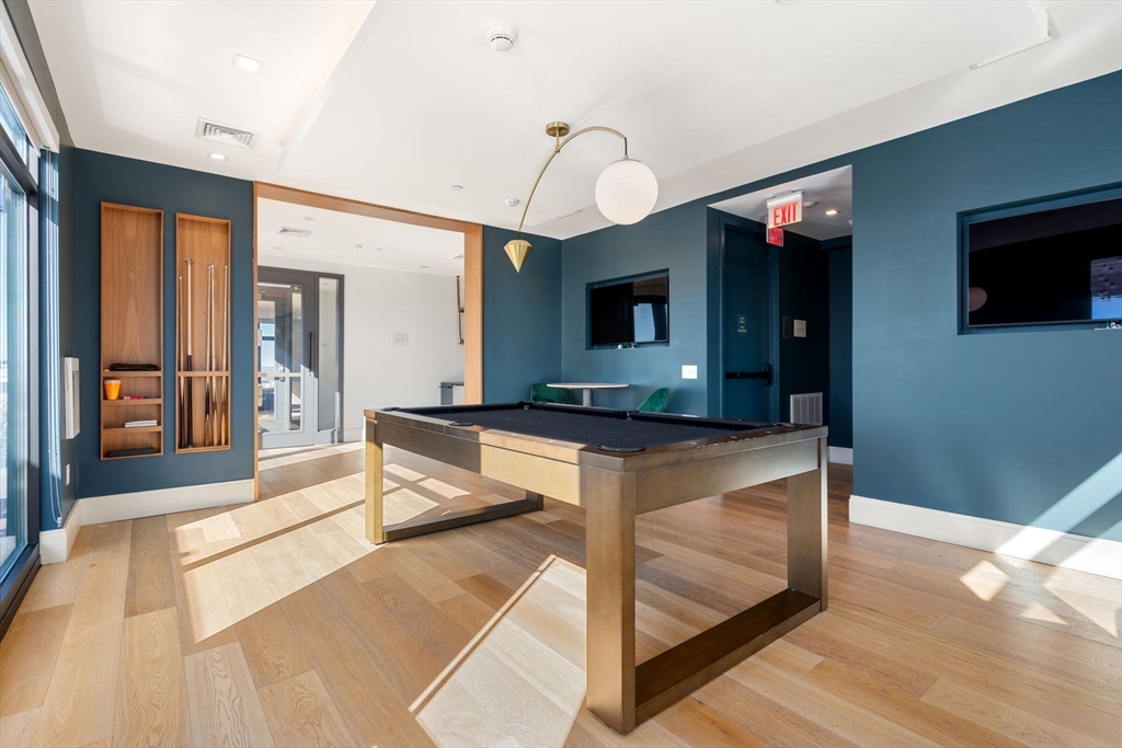 191 Washington St, Brighton