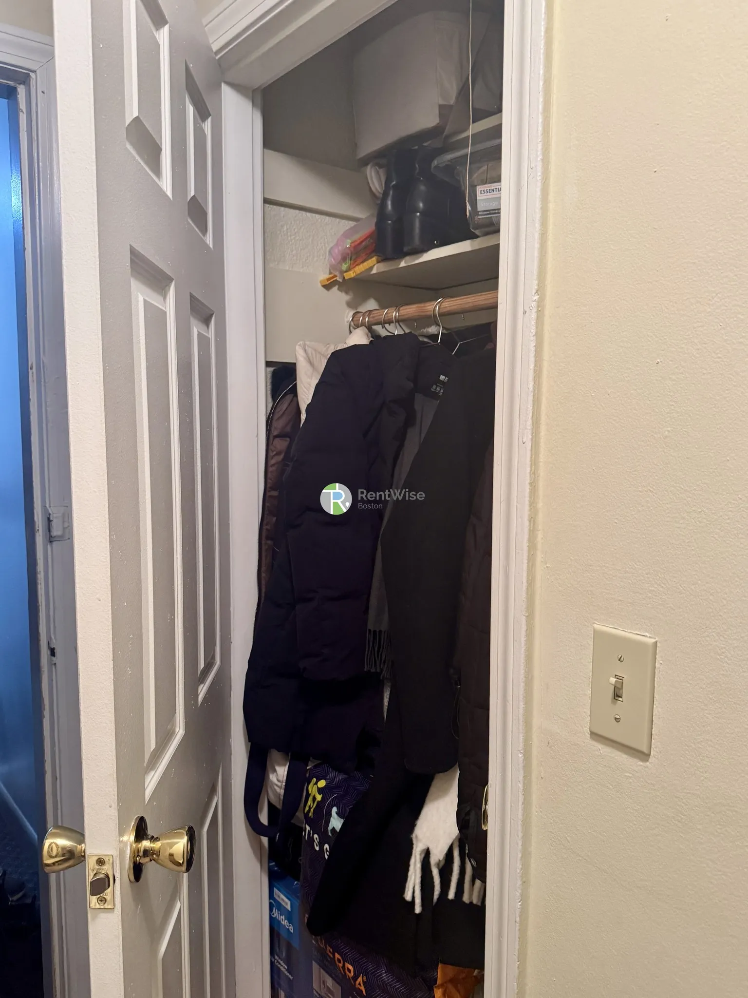 1132 Commonwealth Ave, North Brookline