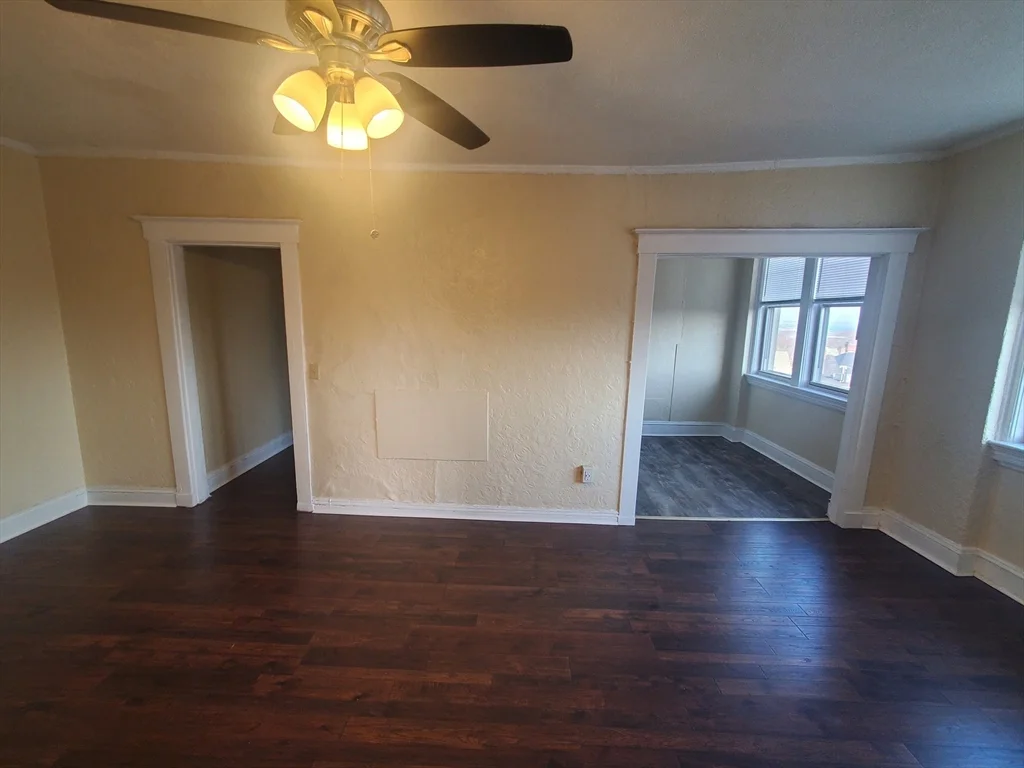 415 County St, New Bedford