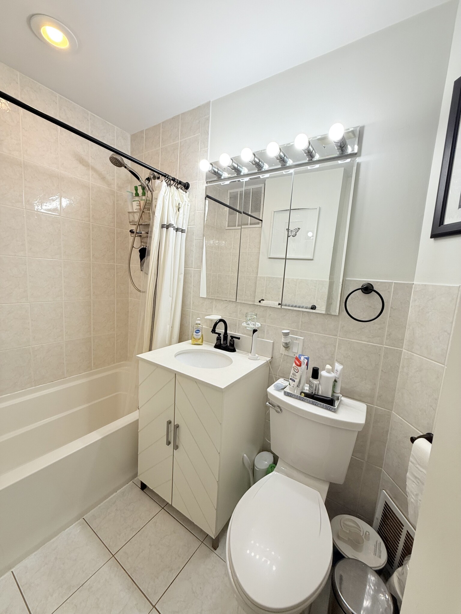 1584 Beacon St, Corey Hill