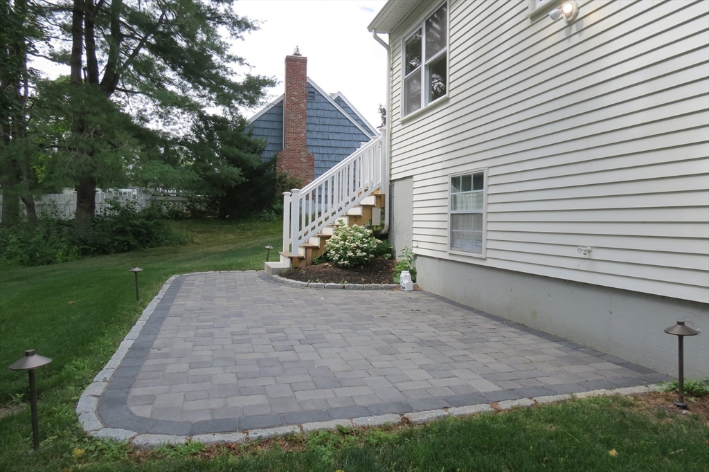 123 Low St, Newburyport