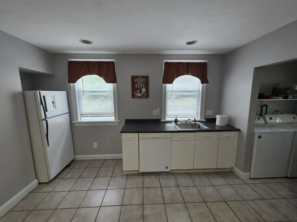 318 Summer St, Bridgewater