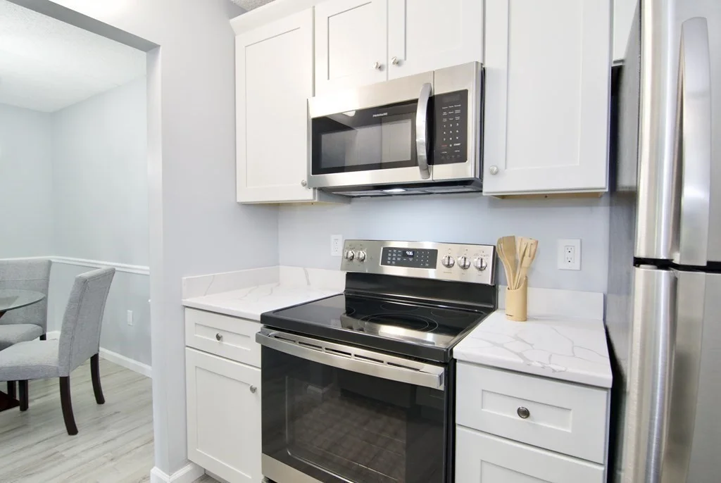 22 Maple Crest Cir, Holyoke
