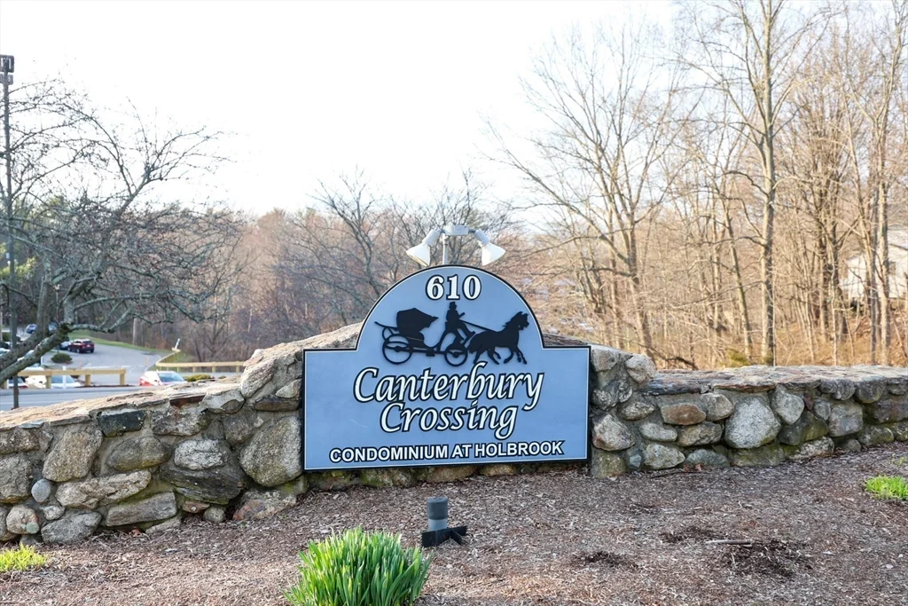 610 S Franklin St, Holbrook