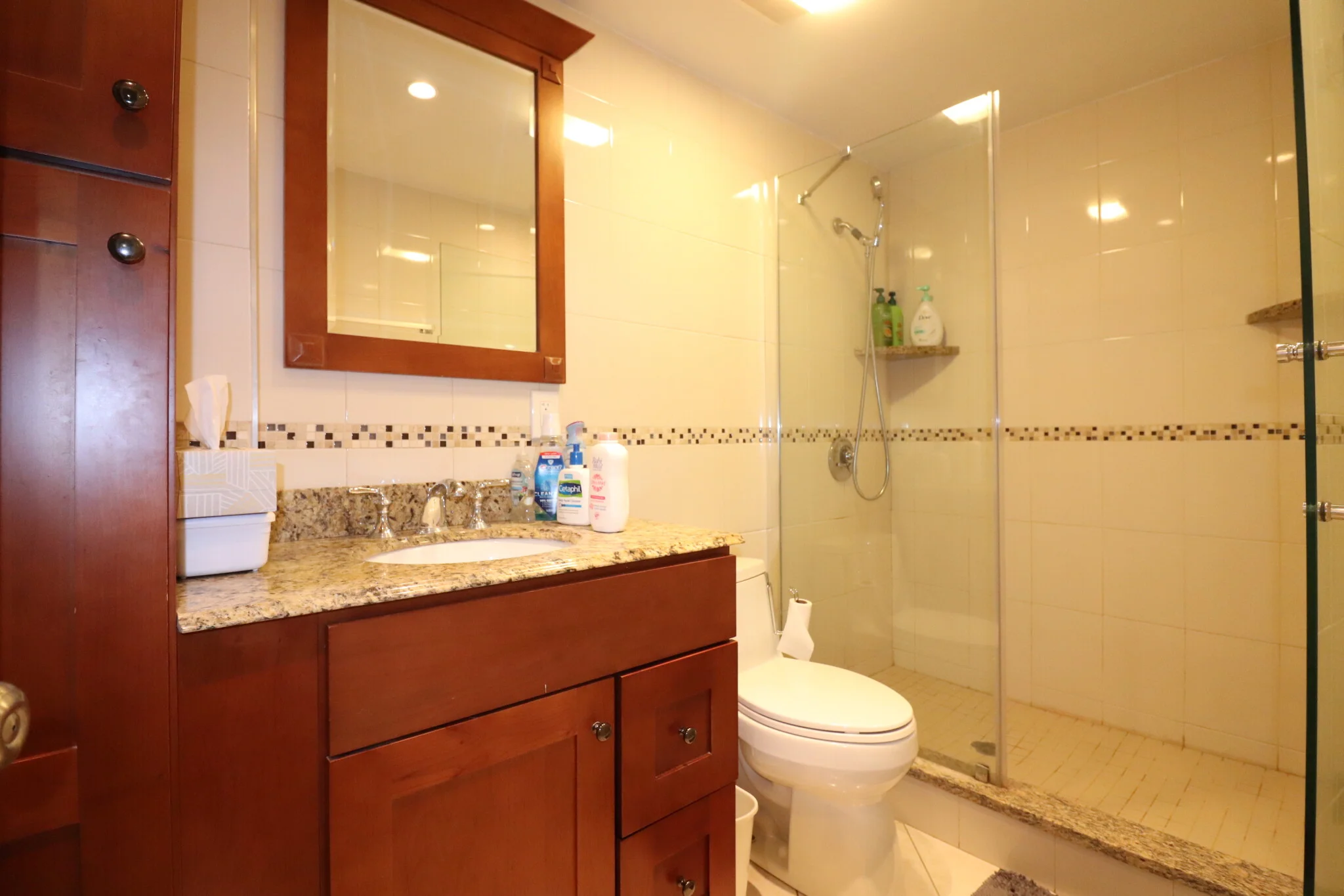 96 Gainsborough St, Fenway