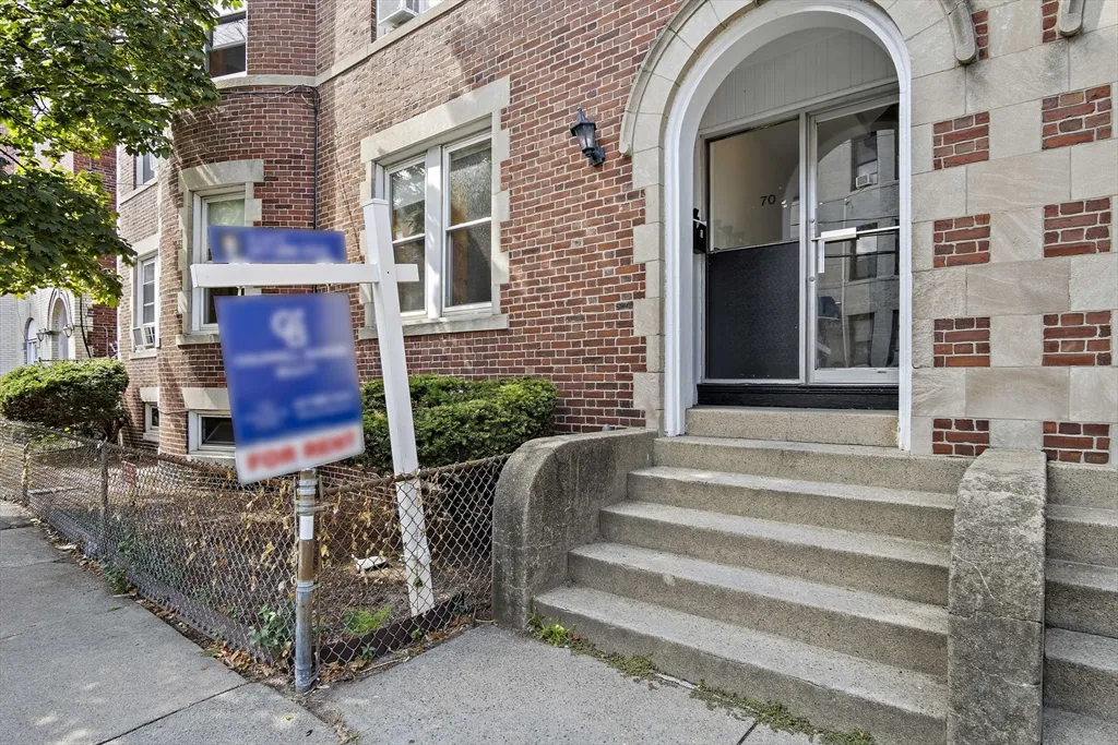 70 Empire St, Allston