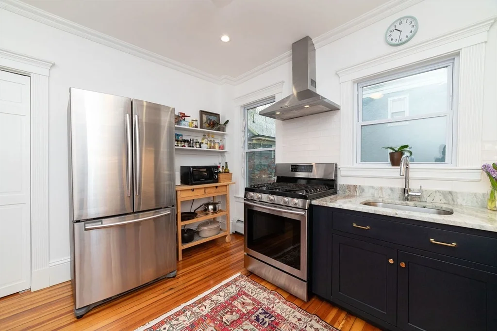 12 Parkton Rd, Jamaica Plain