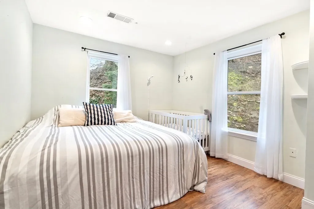 43 N Mead St, Charlestown