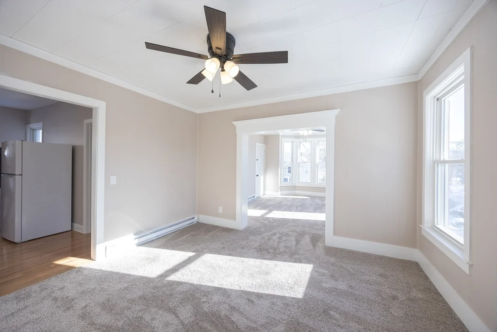 584 Mount Hope St, North Attleboro