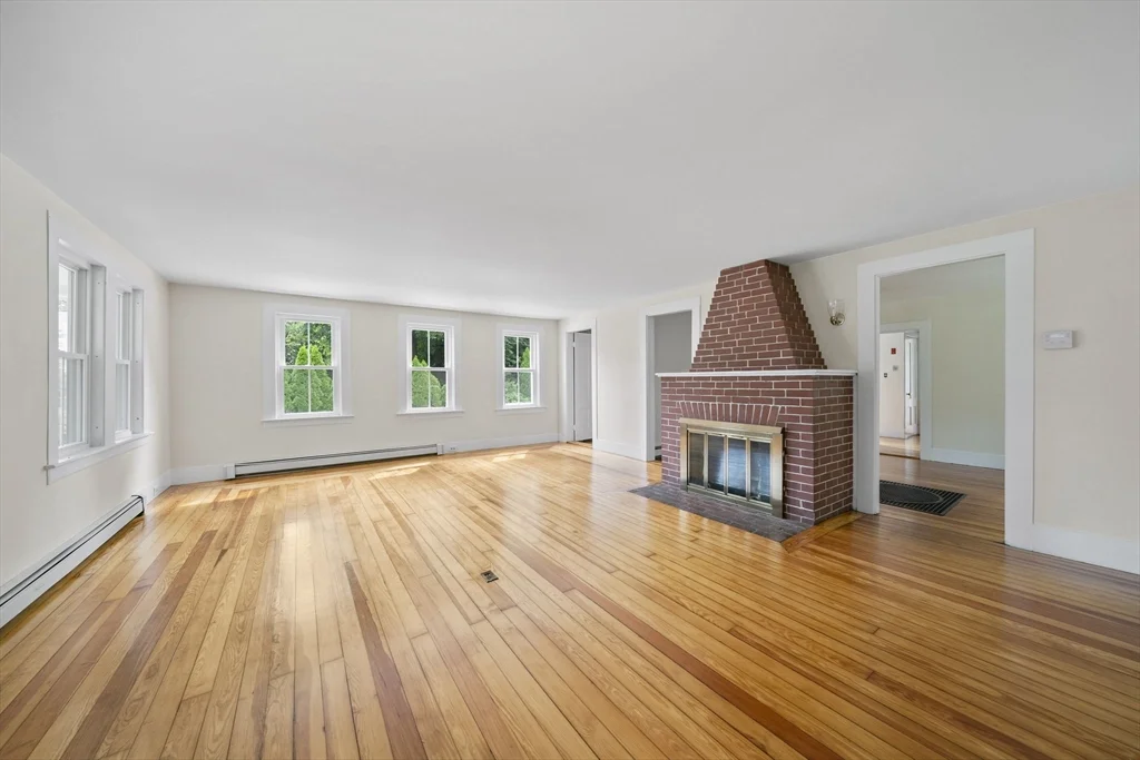 17 Lovers Ln, Duxbury