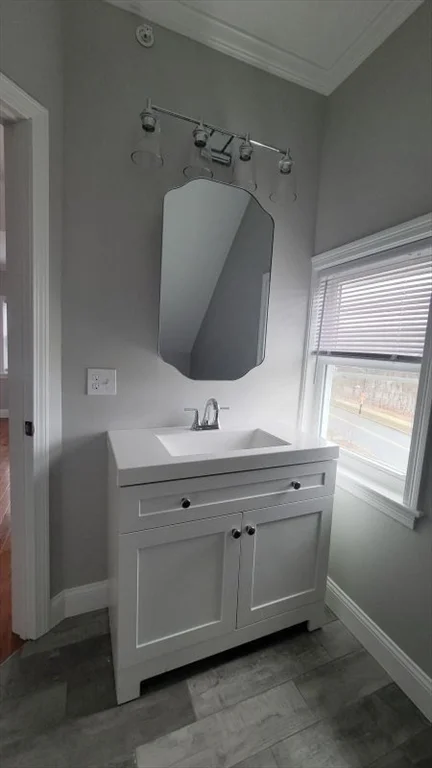 761 Highland Ave, Fall River