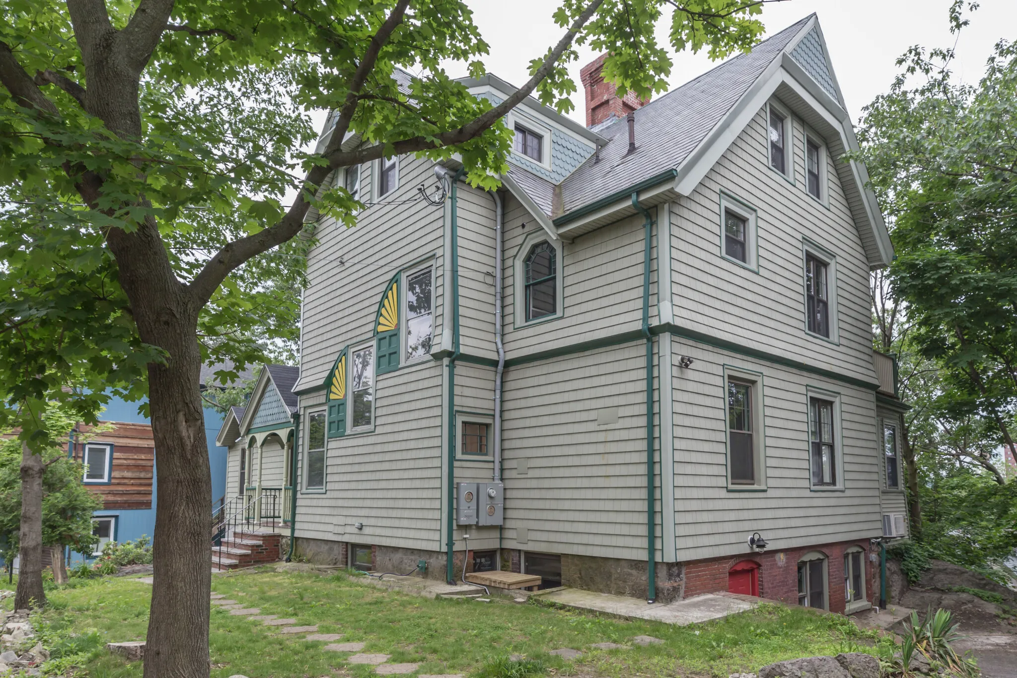 65 Beech Glen St, Roxbury