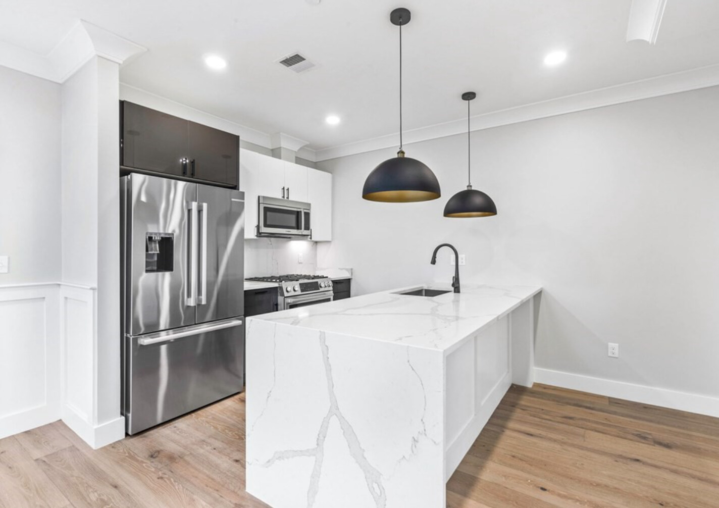 300 Somerville Ave, Ward Two