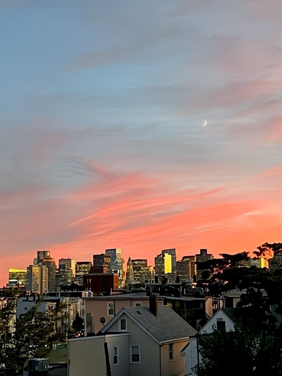 125 Saratoga St ,, East Boston