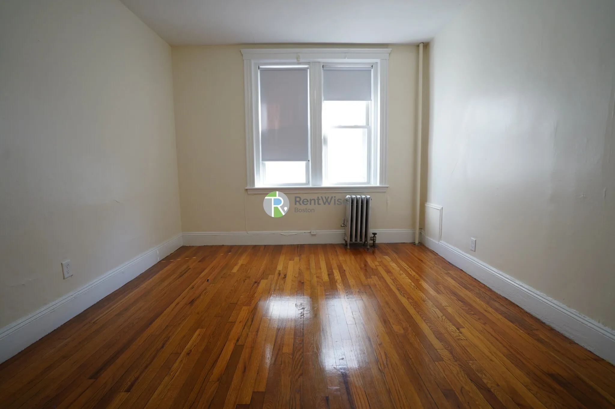 131 Washington St, Brighton