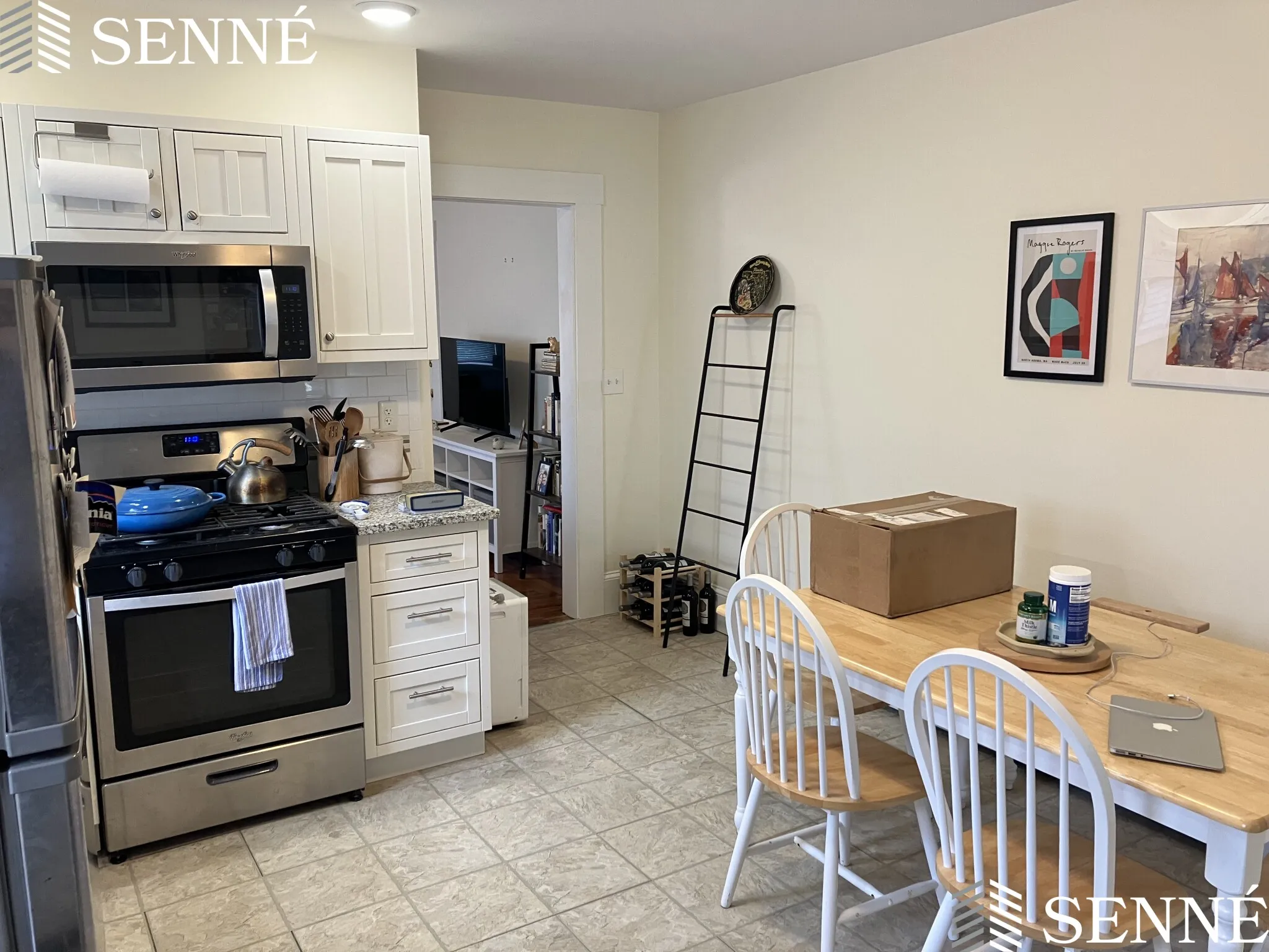 10 Garrison Ave, West Somerville