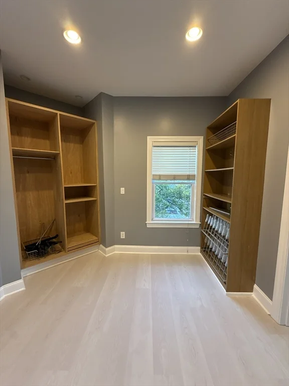 285 Crescent Ave, Beachmont