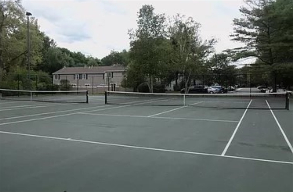 9 Village Rock Ln, Natick