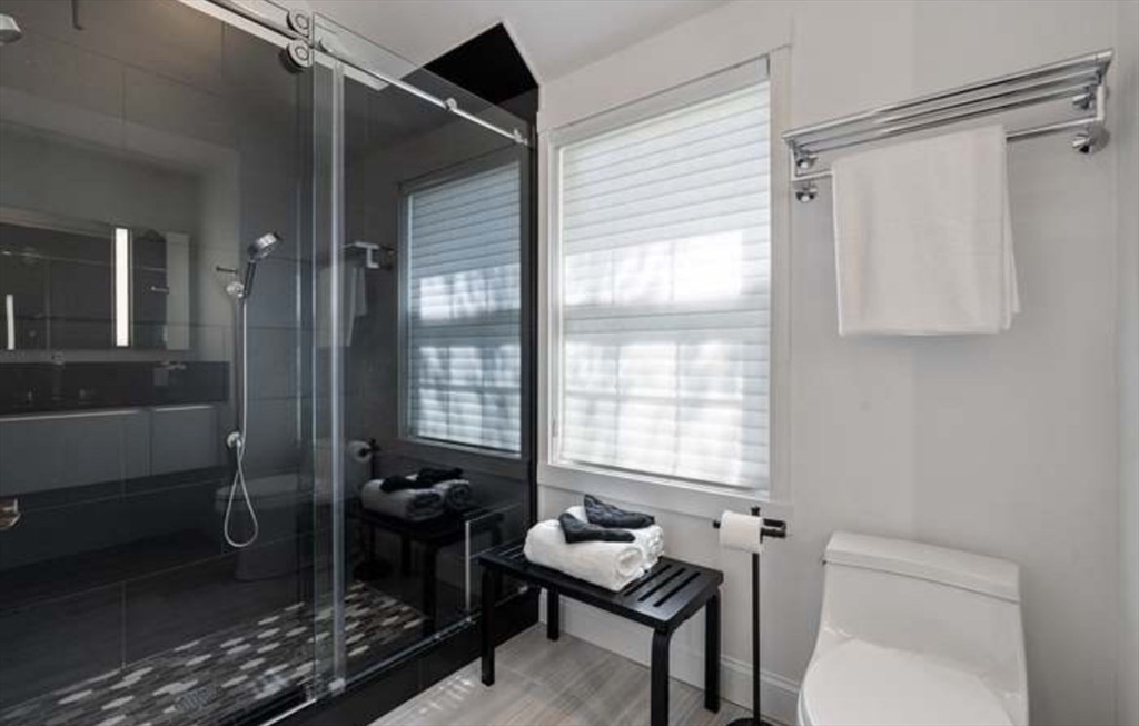 66 Thorndike, East Cambridge