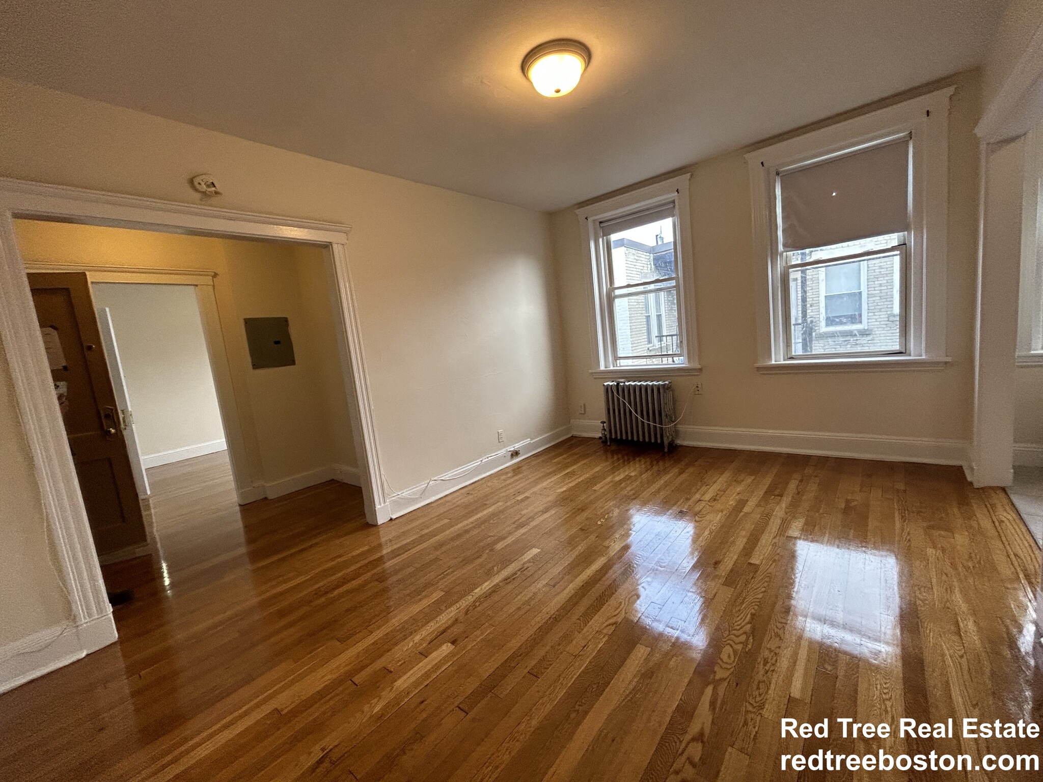 131 Washington St, Brighton