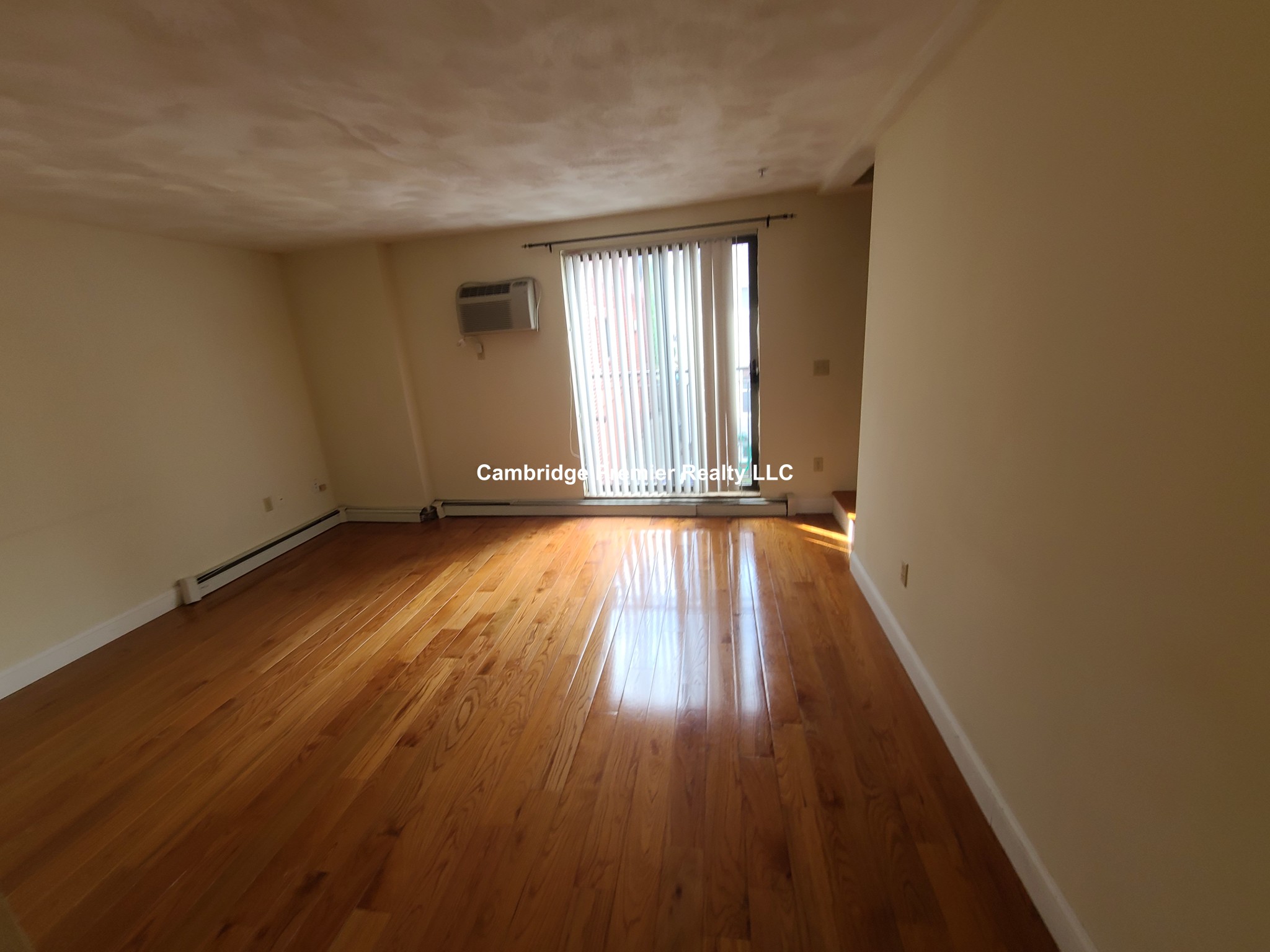 373 Highland Ave, Powder House Square