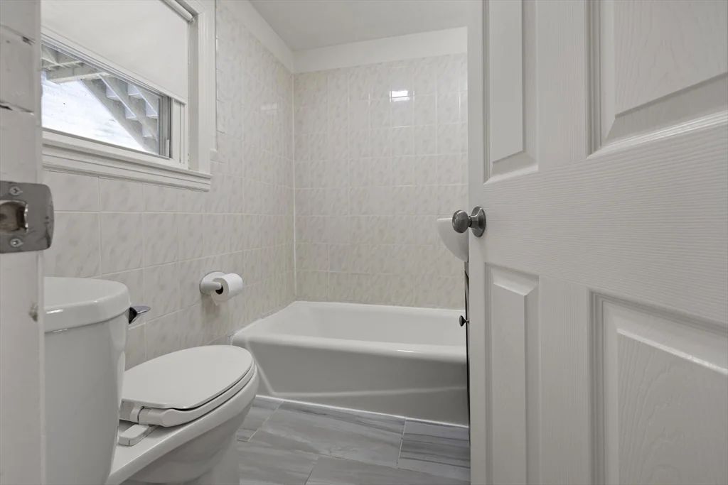 122 Union St, Rockland