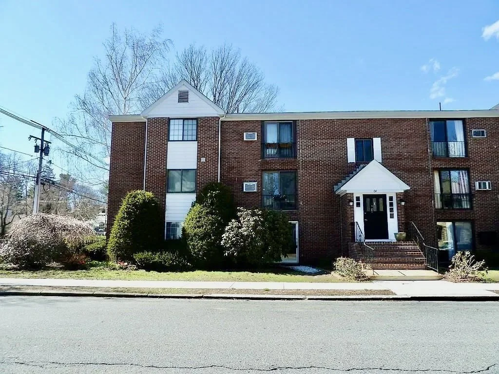 64 Carter St, Newburyport