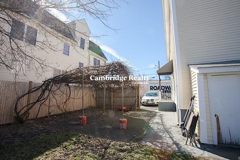 22 Murdock St, Powder House Square