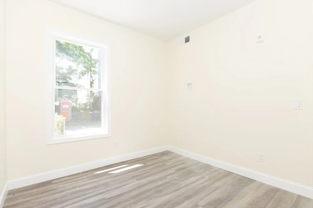 2 French Ter, Mission Hill