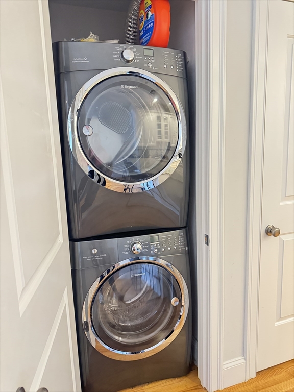 387 W Broadway, South Boston