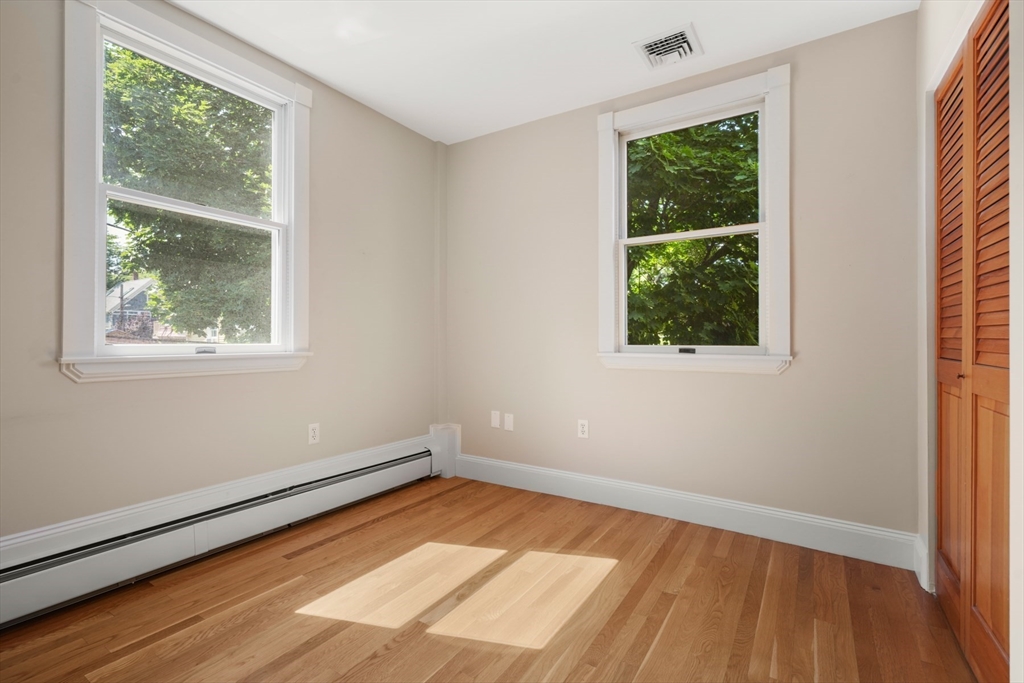 259 Mount Auburn, Harvard Square