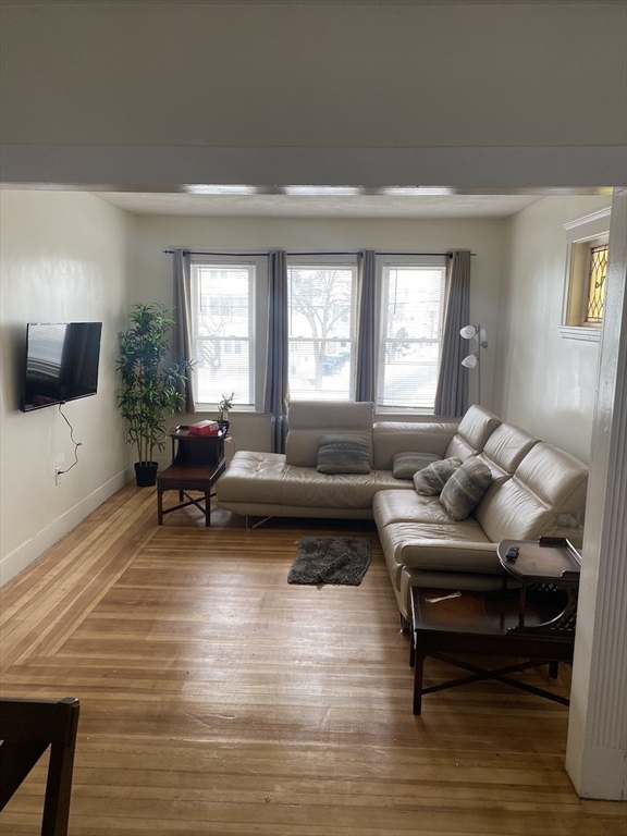 745 Mt Auburn St, Watertown