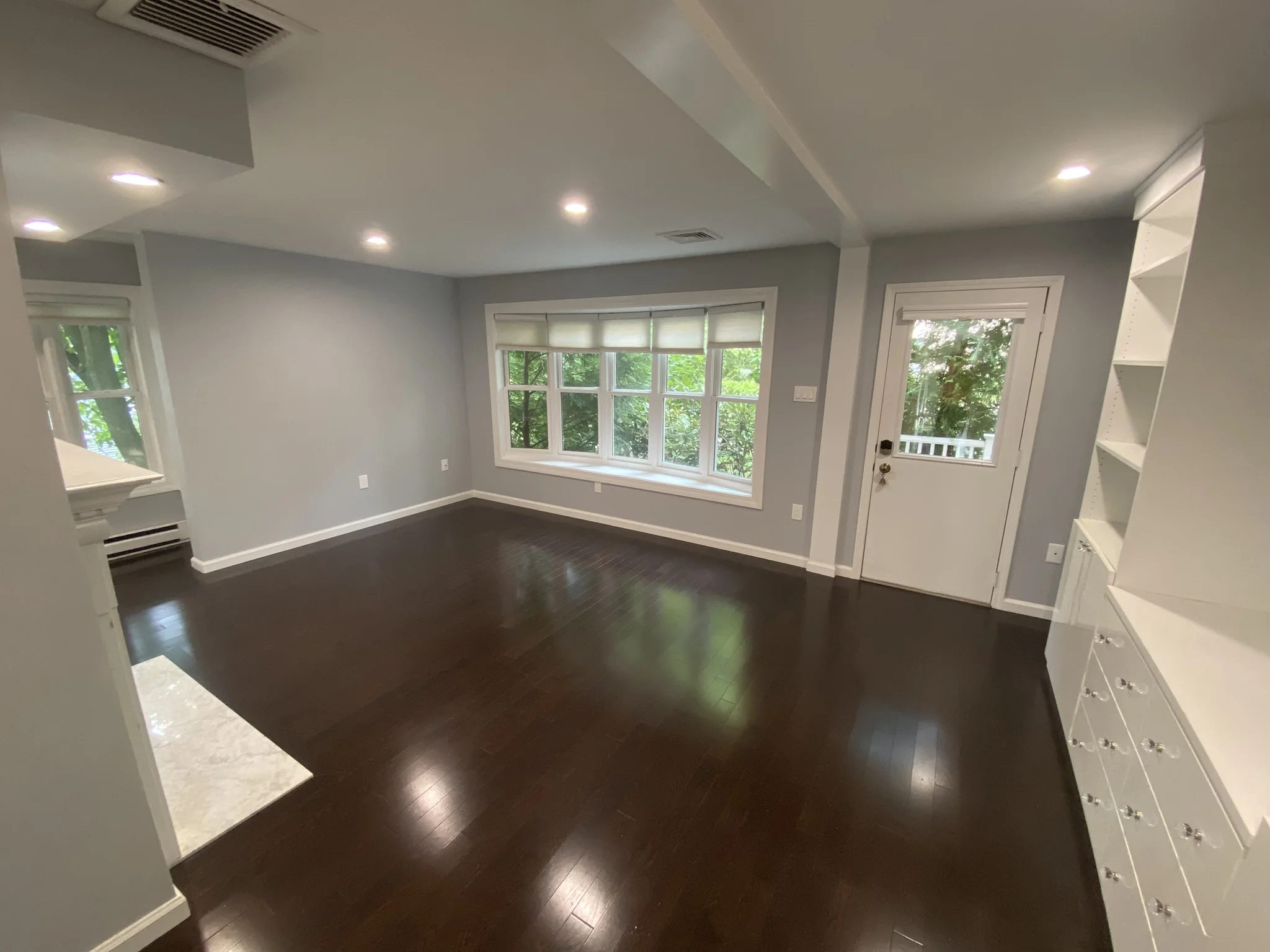 1 Angela Ln, Watertown