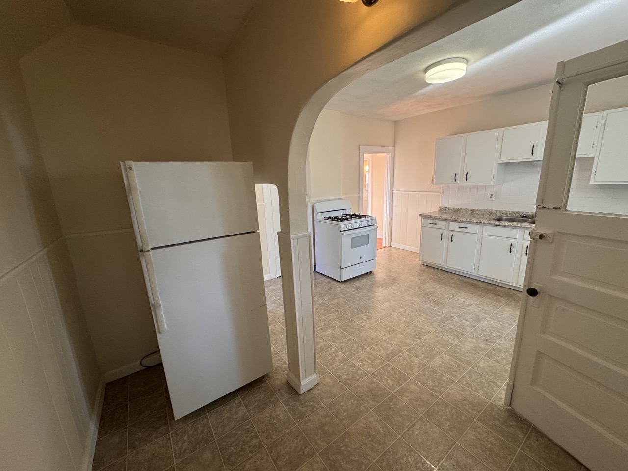 44 Wilson Ave, Belmont