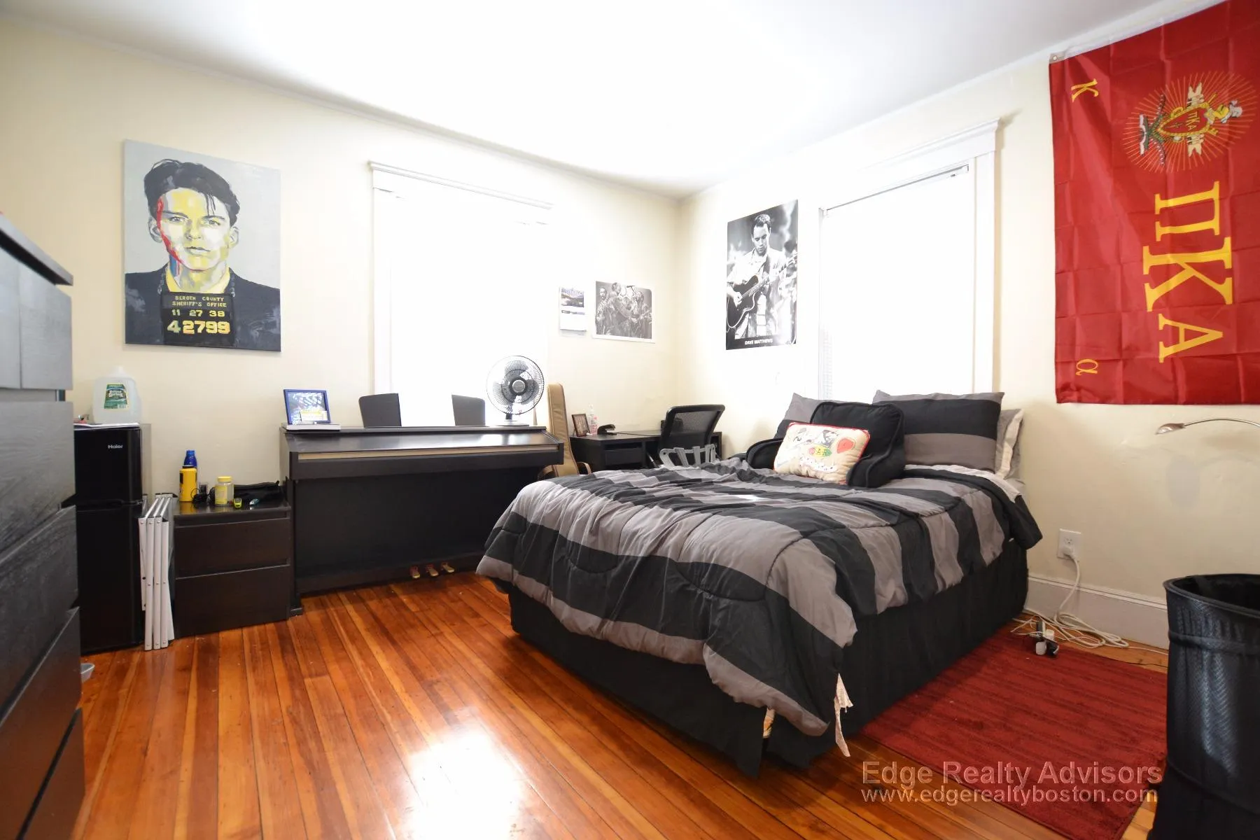 8 Sawyer Ter, Allston