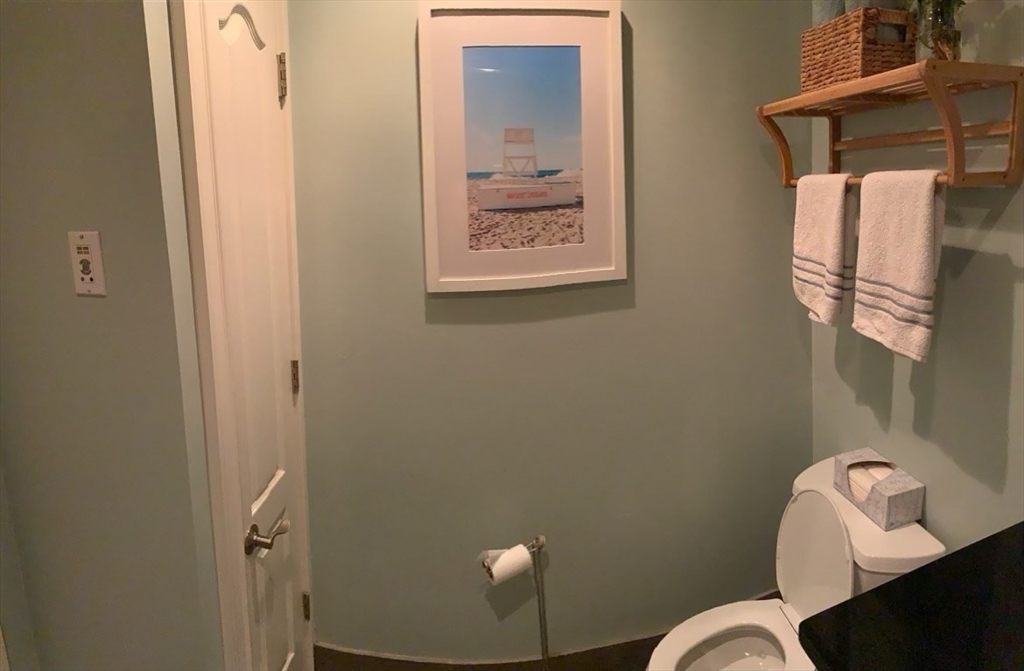 612 E 8th, South Boston