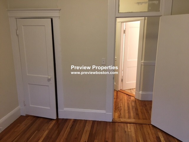 1334 Commonwealth Ave, Allston