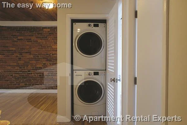 162 Broadway, East Somerville