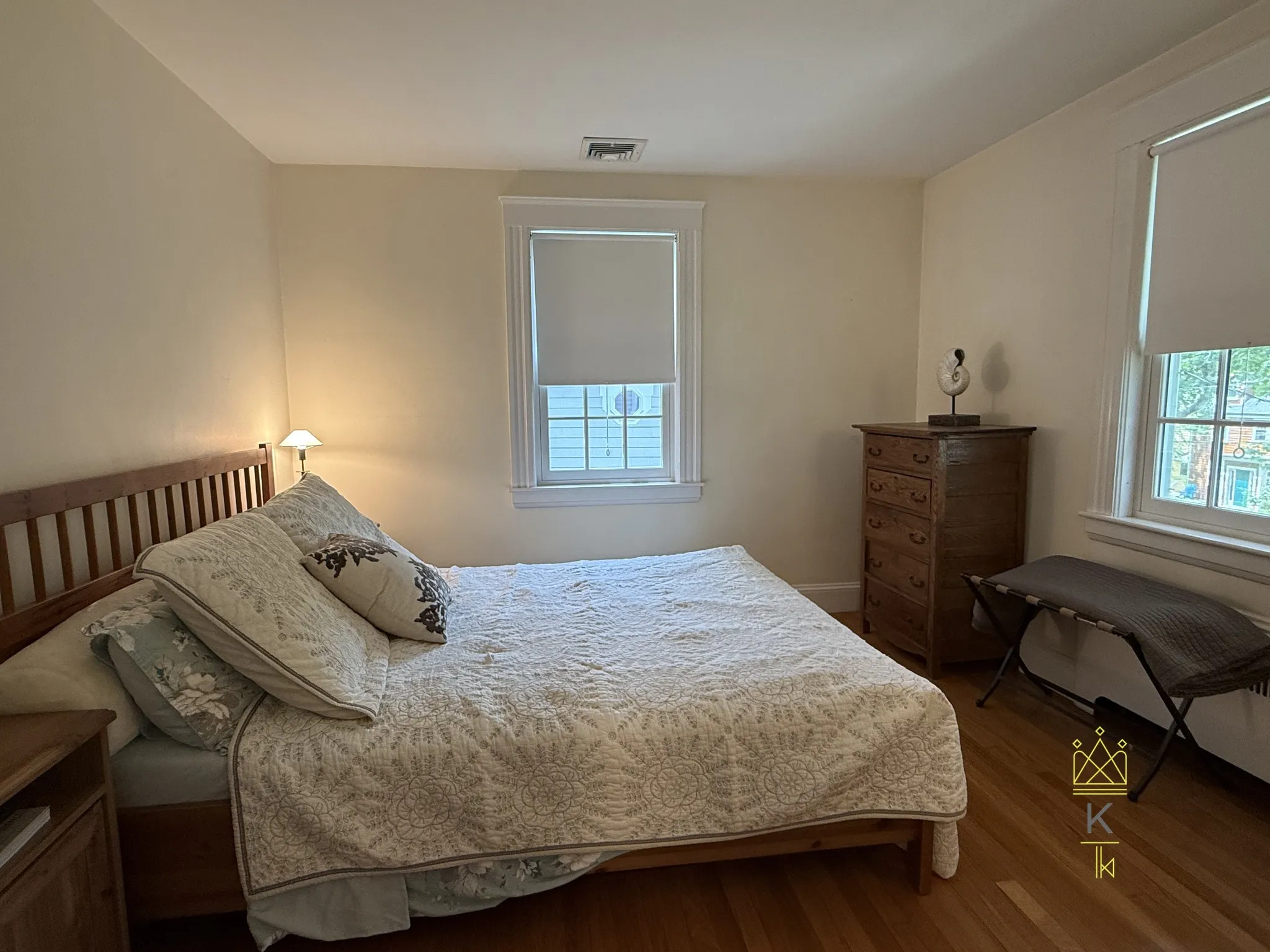 24 Beverly Rd, Newton Highlands