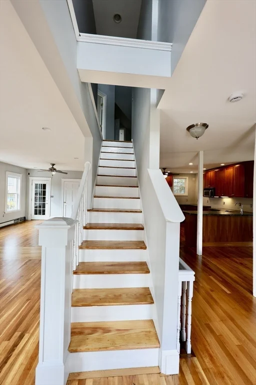 15 Warren, Stoneham
