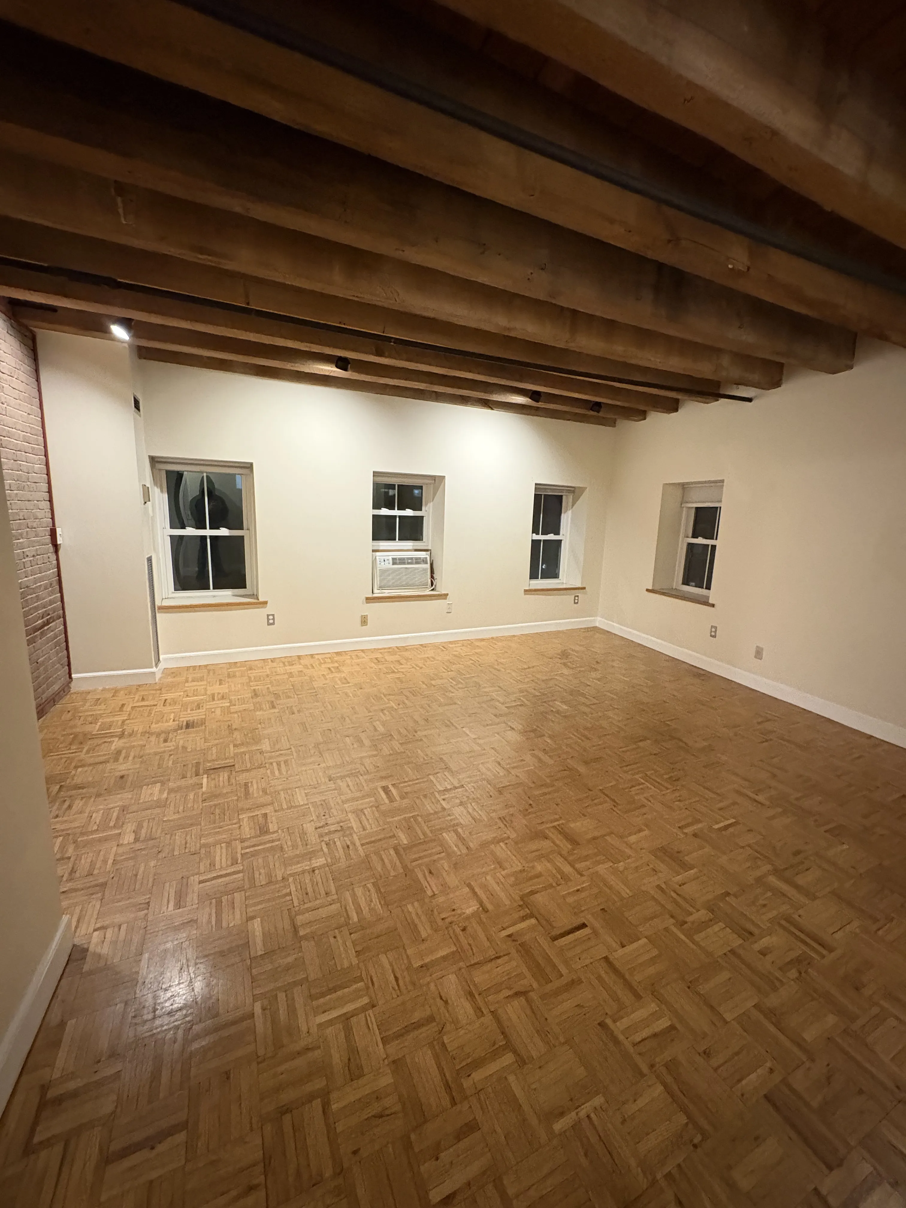 99 Fulton St, North End