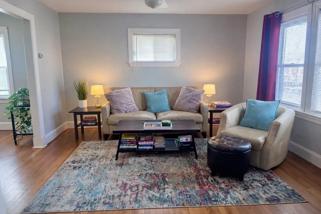 76 Prospect St, Watertown