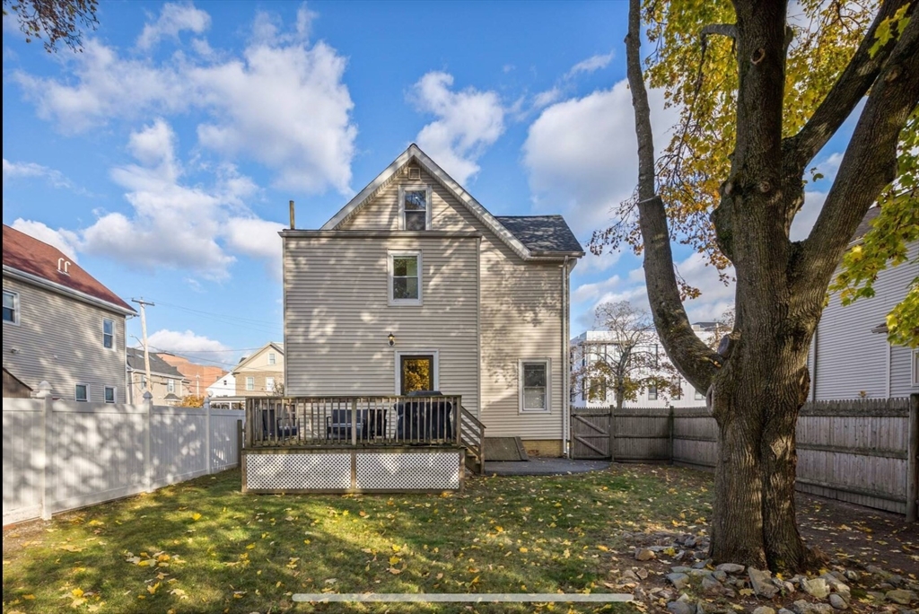 14 Everett St, Tufts University