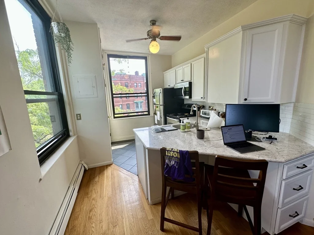 60 Charlesgate West, Back Bay